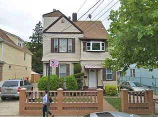89-38 118th St, Richmond Hill, NY 11418