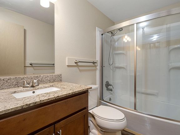 5th image of 3702 To 3704 66th Avenue Ct NW