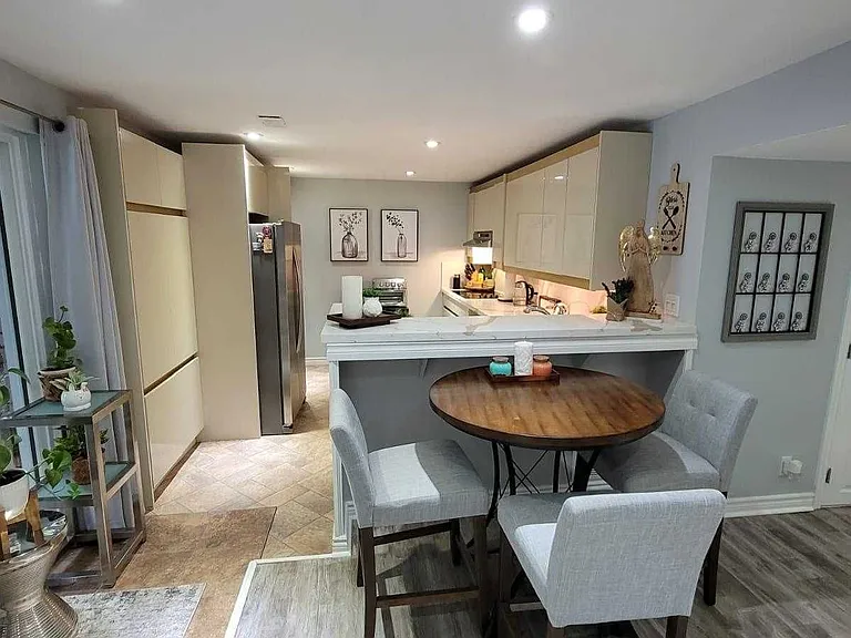 900 Juniper St #2 — Photo 5