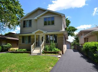 1321 S Evergreen Ave, Arlington Heights, IL 60005