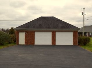 43 Paddock Way, Cave City, KY 42127