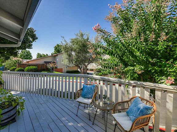 5th image of 1365 Cherrywood Sq