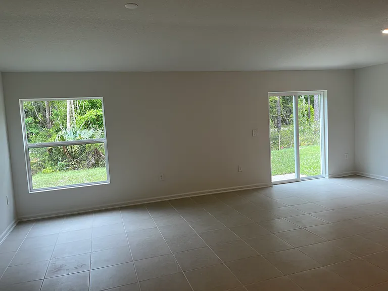 1371 Blue Ash Ln — Photo 21