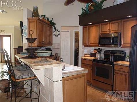 5th image of 2613 SW 38th St