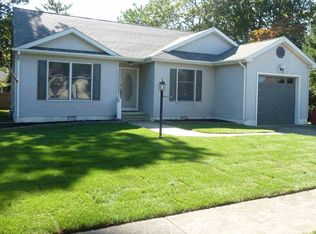 33 Canterbury Way, Cape May, NJ 08204
