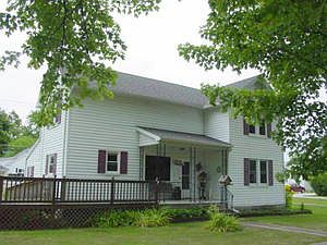 3rd image of 3093 Phelps St