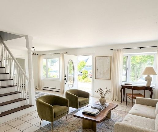 3rd image of 68 Daniel St #1