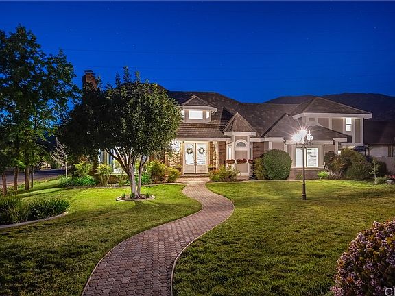2nd image of 909 Deep Springs Dr