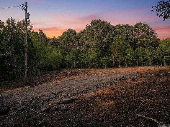 4th image of Ridge Rd