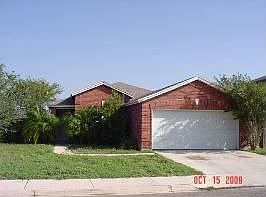 2nd image of 815 Briarwood Dr