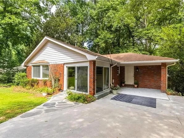 1102 Rogeretta Dr NE, Atlanta, GA 30329