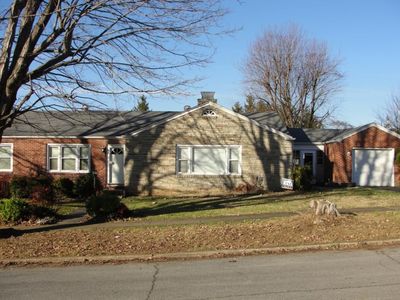 101 E I St, Elizabethton, TN, 37643