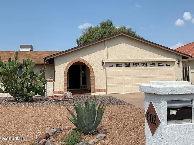1st image of 602 S 72nd St