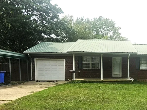 1026 N Ann St, Boonville, IN 47601