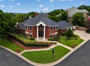 5811 Scenic Bay Ct, Arlington, TX 76013