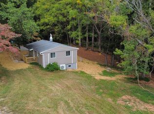 1568 Ahart Ridge Rd, Ararat, VA 24053