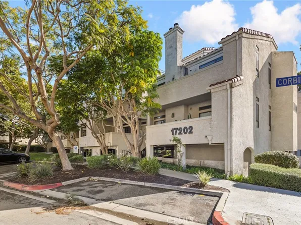 17202 Corbina Ln APT 202, Huntington Beach, CA 92649