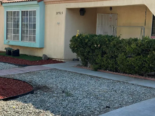 37923 Amethyst St, Palmdale, CA 93552