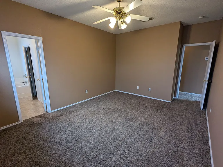 6425 Rainwater Way — Photo 12