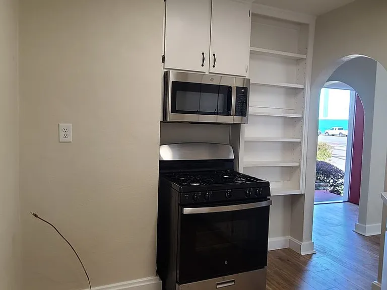 114 Taylor St — Photo 14