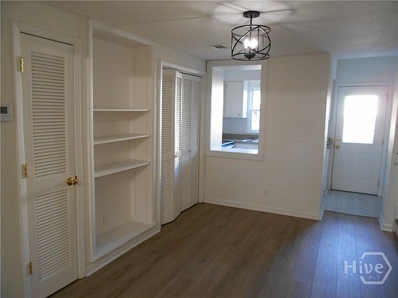 5th image of 242 Price Street