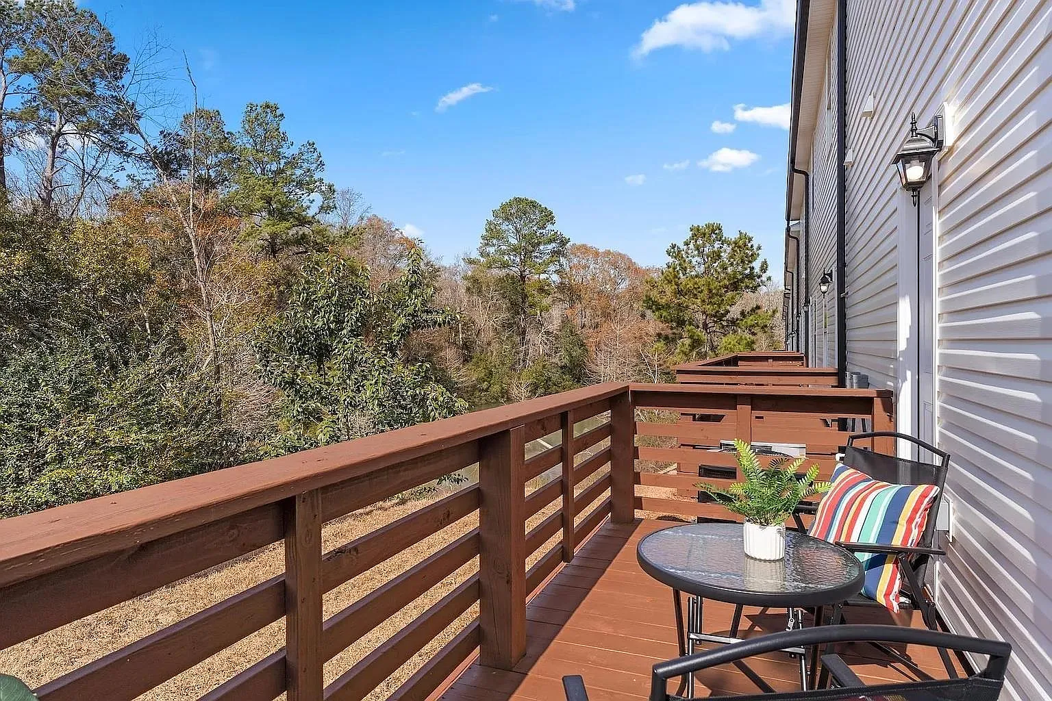 3 bed, 3.0 bath, 1232 sqft, $1,450 — Photo 4