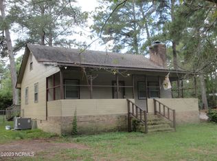 17140 Highland Rd, Laurinburg, NC 28352