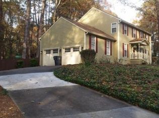 707 Saybrook Cir, Lilburn, GA 30047
