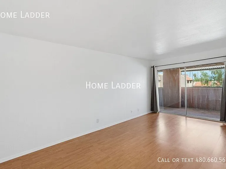 540 N May St #3075 — Photo 3