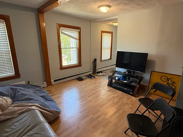 83-89 Webster Ave #2 — Photo 6