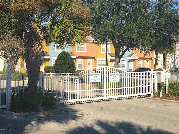 3rd image of 12311 Kensington Lakes Dr Unit 1705