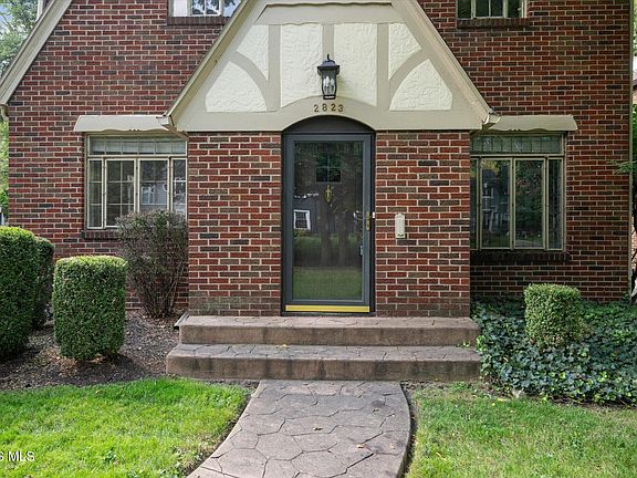 5th image of 2823 Goddard Rd