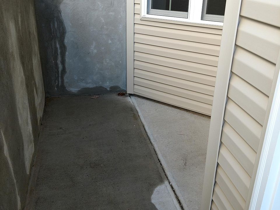 1st image of 121 Santa Monica Ln #2