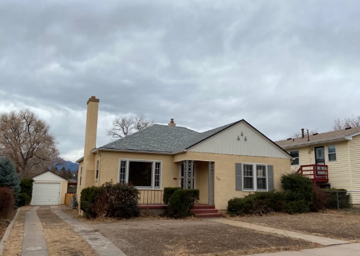 Stunning home on Sheridan for rent! — Photo 1