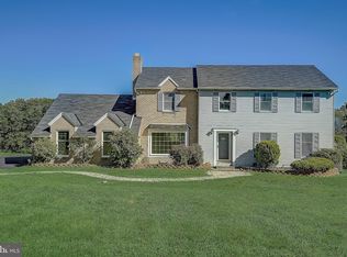 6210 Saint Peters Rd, Emmaus, PA 18049