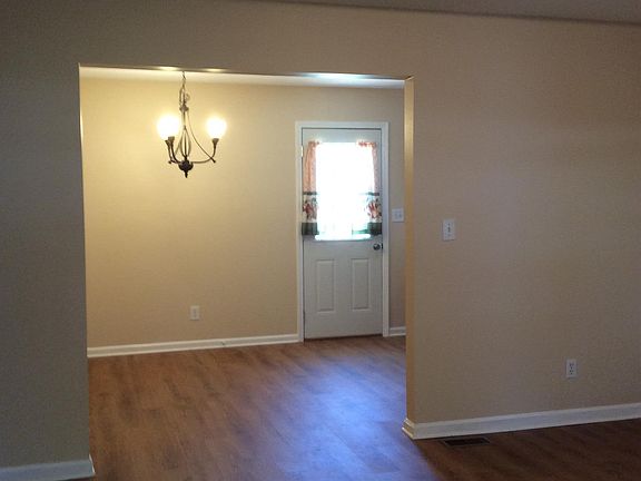 2nd image of 2534 Hillingdon Dr
