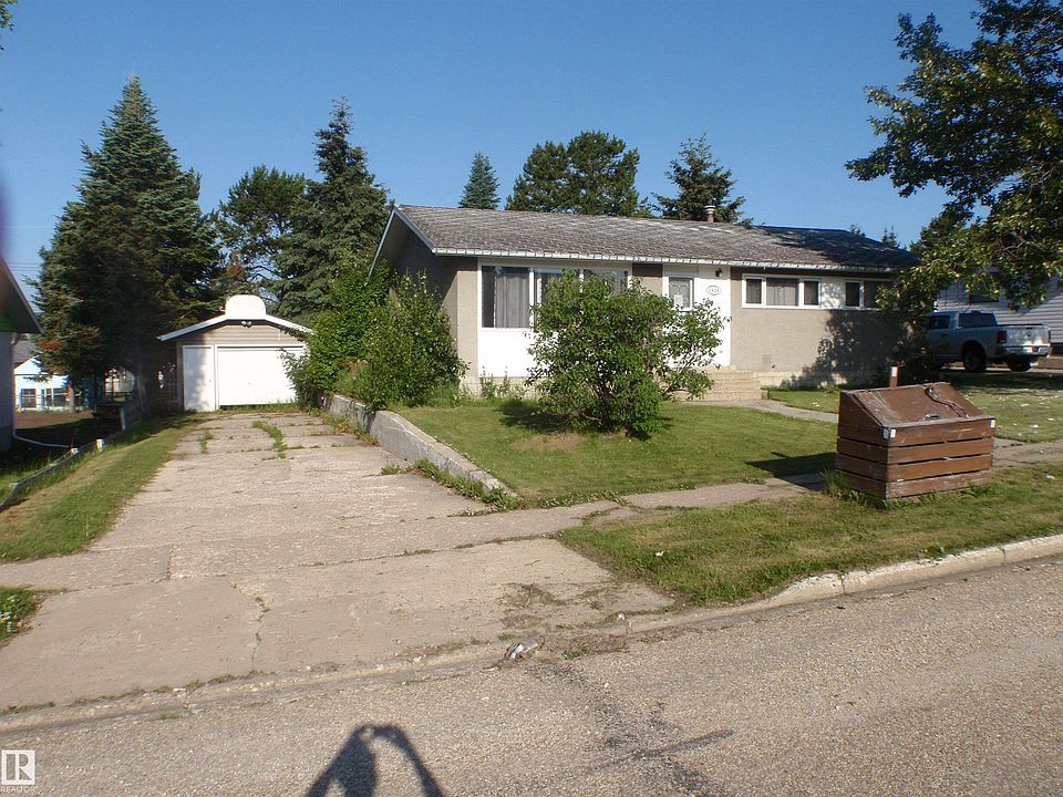 1st image of 5424 Willock Cres