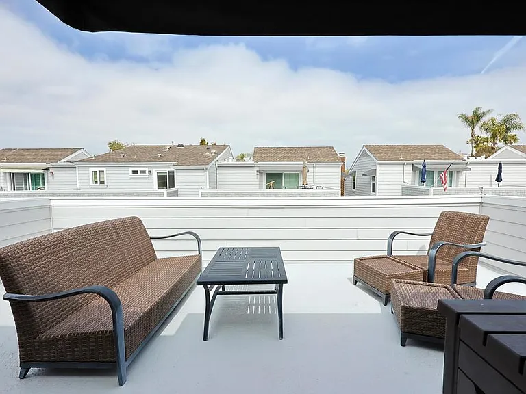 1415 1st St — Photo 30