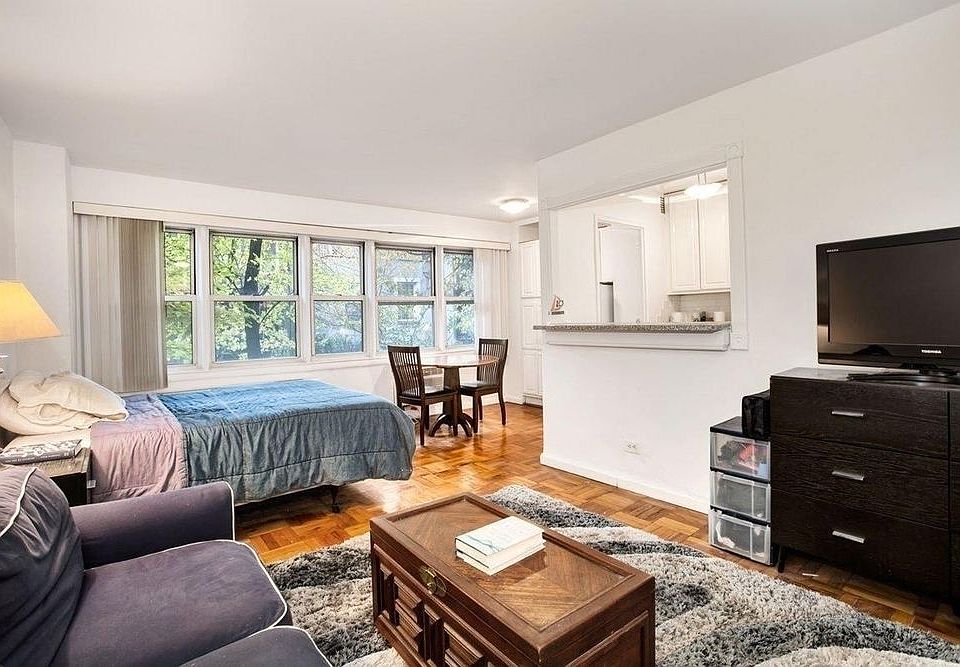 1st image of 150 E 37th St APT 10C