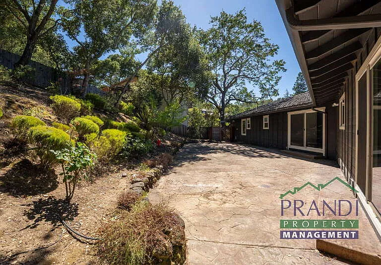 23 Harding Dr — Photo 24