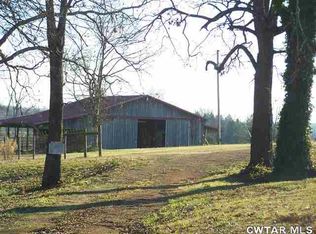 205 Alton Ln, Scotts Hill, TN 38374