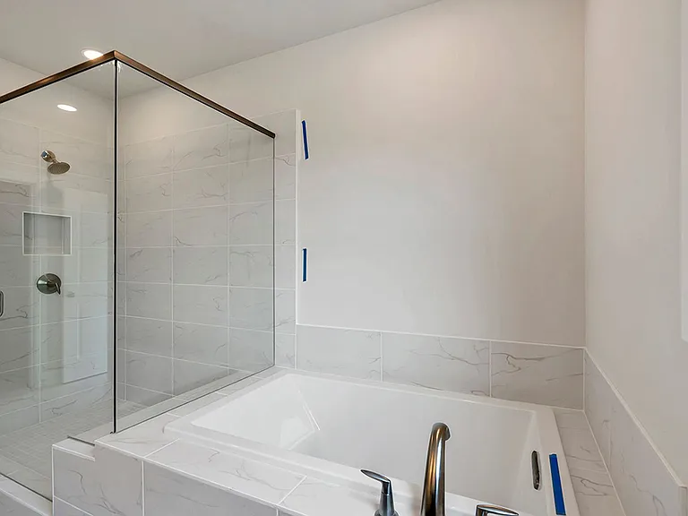 1258 Winterhaven Dr — Photo 21