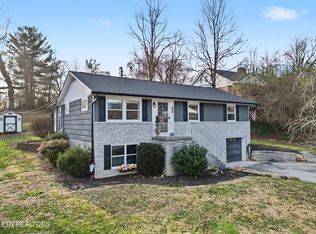 220 Susong Ln, Greeneville, TN 37743