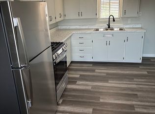 2127 E Houston Ave #B, Visalia, CA 93292