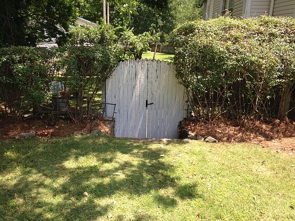 Entrance to Residence from street