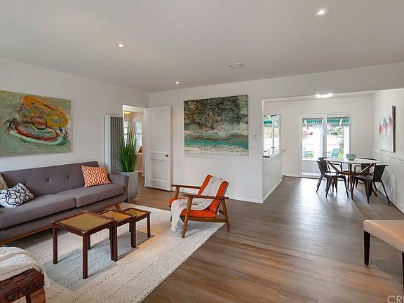 3rd image of 8809 De Haviland Ave