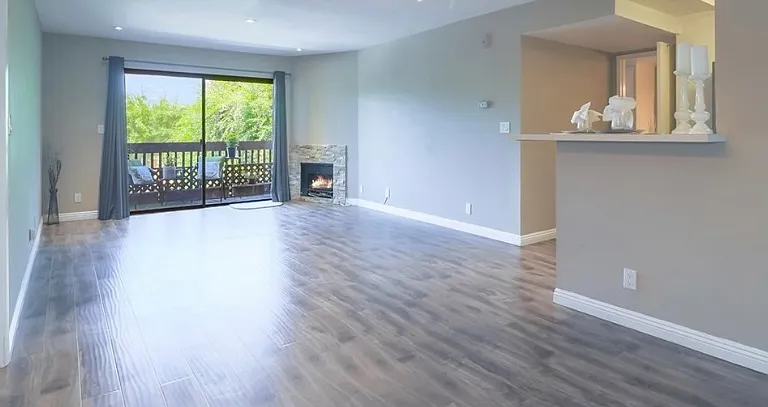 22100 Burbank Blvd #333D — Photo 2