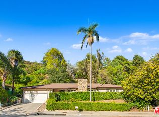 1118 Roscomare Rd, Los Angeles, CA 90077