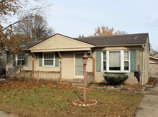 38662 Summers St, Livonia, MI 48154