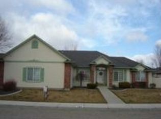 2166 E Skokie Dr, Eagle, ID 83616